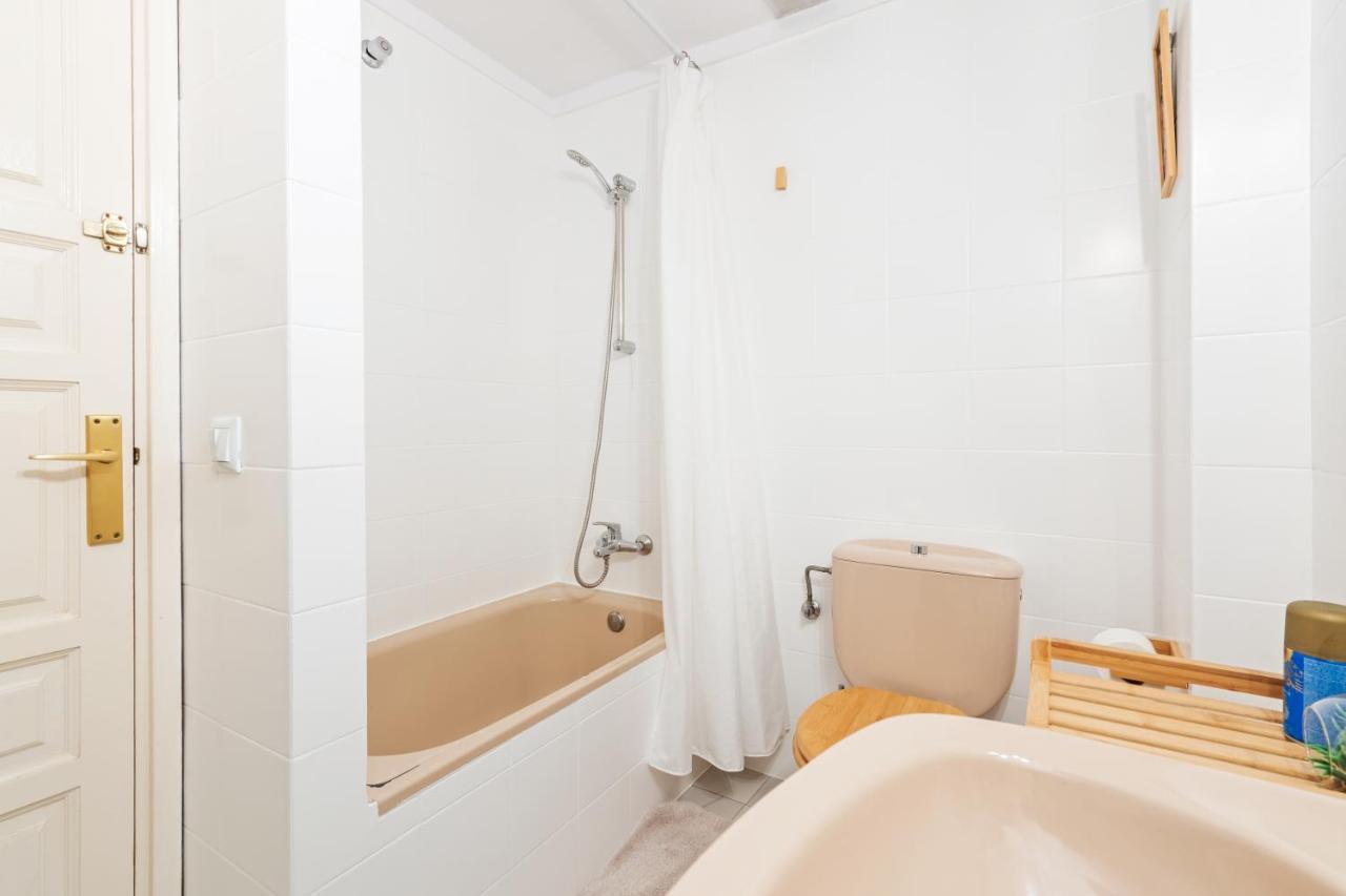 Welcs Apartamento 055 Emp Con Terraza Y Vistas Al Canal Empuriabrava Exterior photo